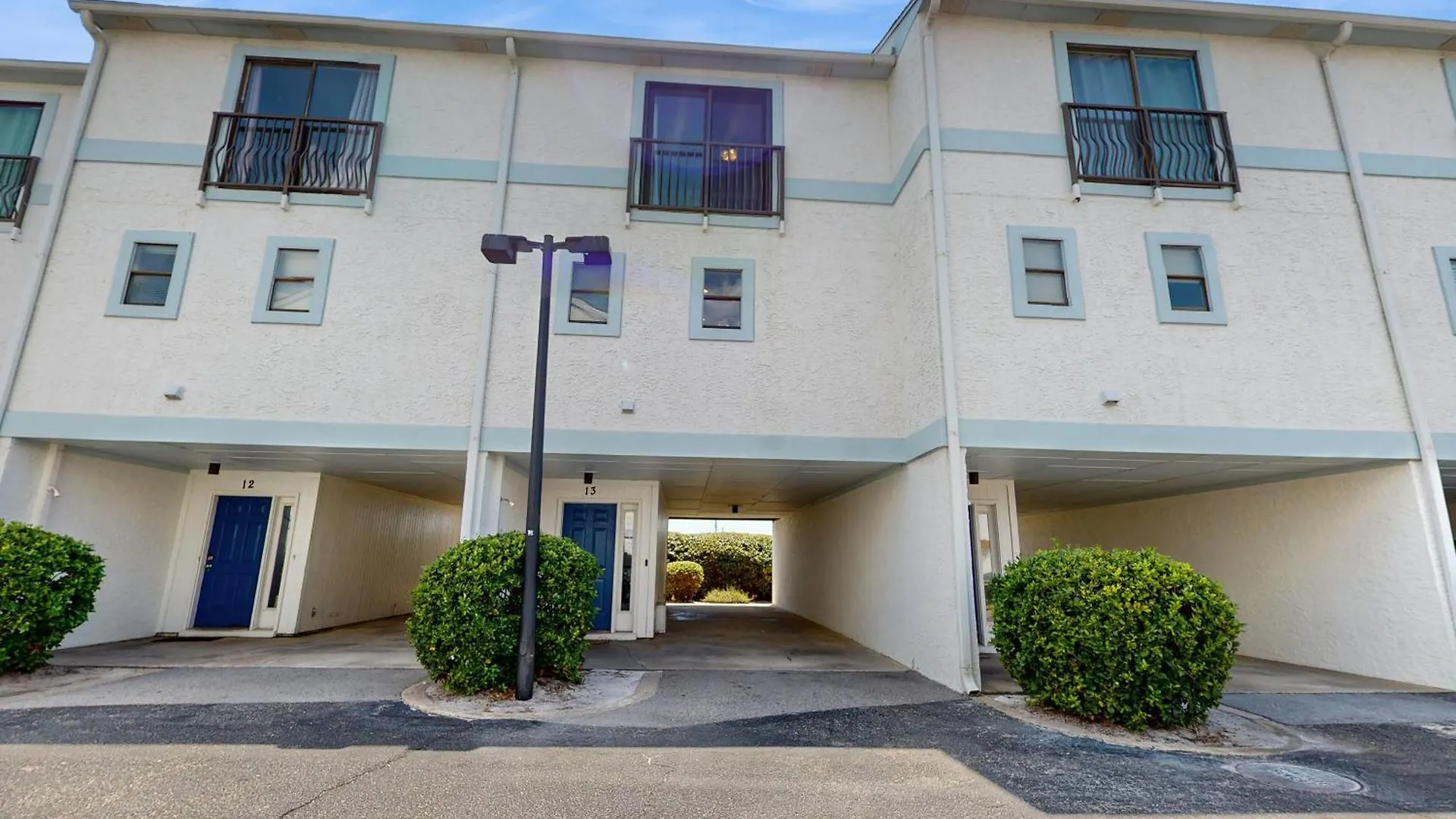 Costa Vista Townhomes location
